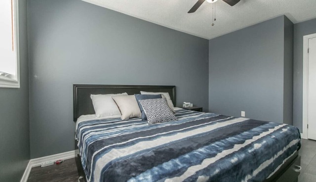 Serenity & Style: 4BR w/Hot Tub, BBQ & Fire Table