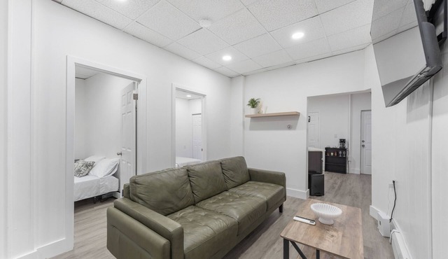 Spacious 3-bedroom apartment in gorgeous West New York with AC