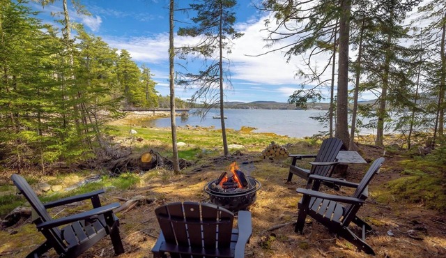 Spacious 4BR on Somes Sound! [Sound View]