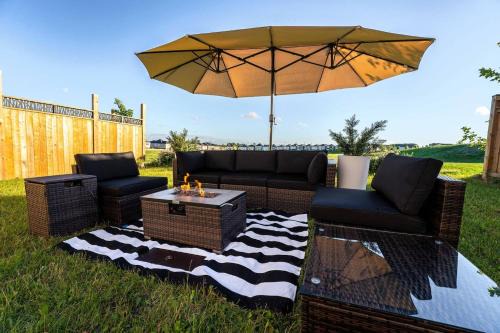 Spacious Family Getaway Near Nature & Dining