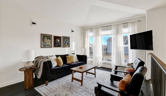 Stunning 3 bed/2 bath in GP!