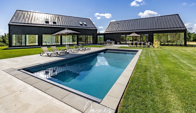 Stunning New 5 Bed 5 Bath Country Home!