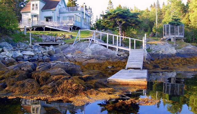 Stunning Oceanfront Island Home! On Secluded Cove Near Lunenburg. Car-Accessible