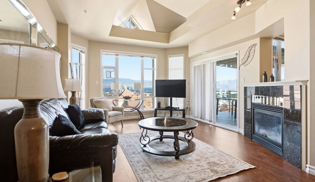 Sunset Waterfront Resort 1802- 4Bed-3Bth-1386393