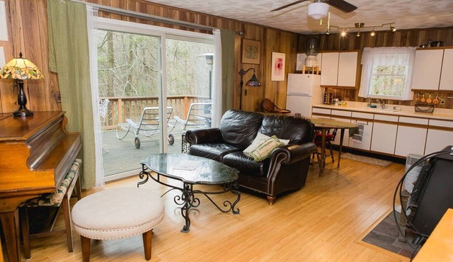 The Catskills Experience - No Car Needed