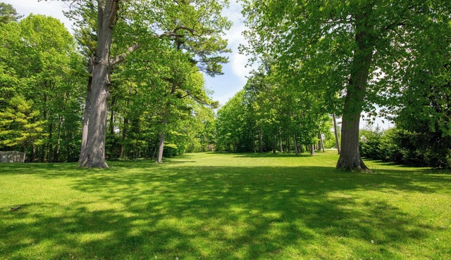 The Riverhouse at Ausable 2.5 Acres Sleeps 14 Near Beach