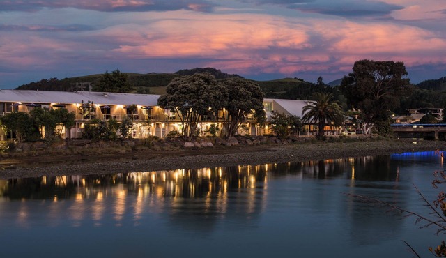 Tides Hotel