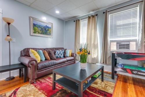 Updated Apt w/Shared Yard: Near Events & Boston