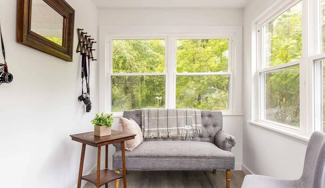 Upstate Gem 4 Bed 2 Bath in Hudson, NY