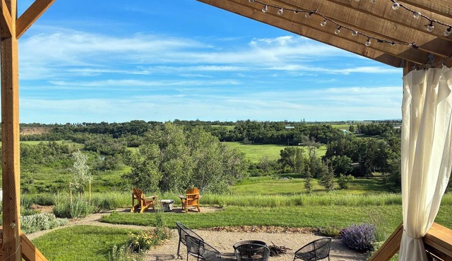 Valley View & Sauna Retreat