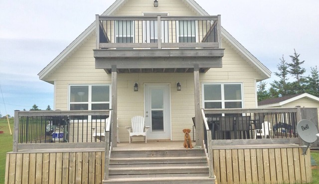 Waterfront Cottage Rental - Hardingdale Cottage