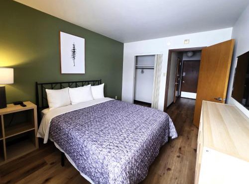 WorkStay Lodging - Kincaid, SK - Short & Long-term Furnished Rentals