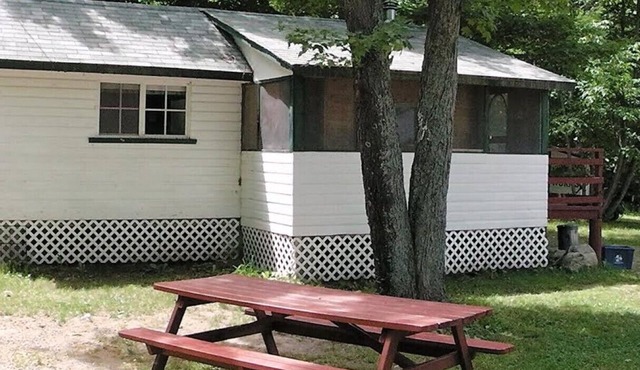 Wuthering Heights Cottage 9