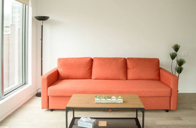 2 Bedroom Downtown Flat