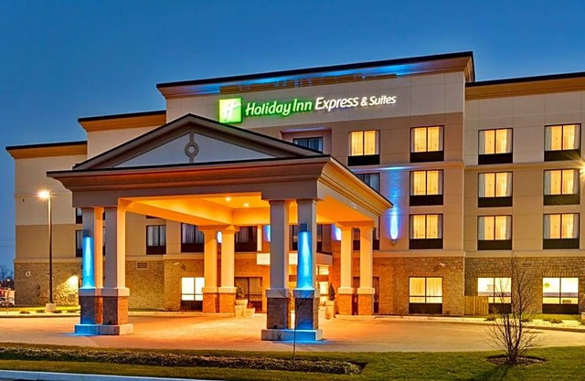 2-Star Hotel ∙ Holiday Inn Express Hotel & Suites Brockville, an IHG Hotel