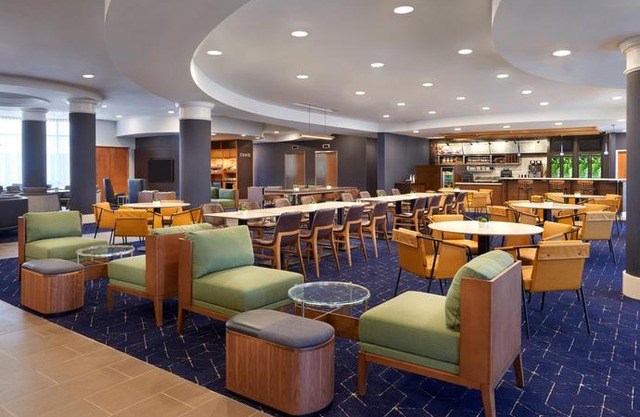 Courtyard by Marriott Toronto Mississauga/Meadowvale