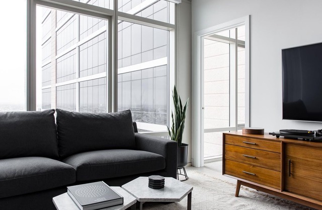 Creative 2BR Downtown w/ Game Room by Lyric