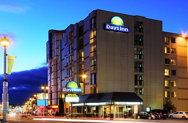 Days Inn by Wyndham Niagara Falls Near The Falls