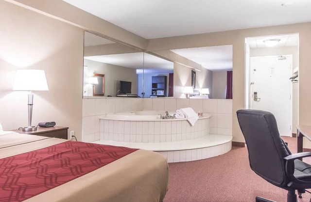 Econo Lodge Orillia