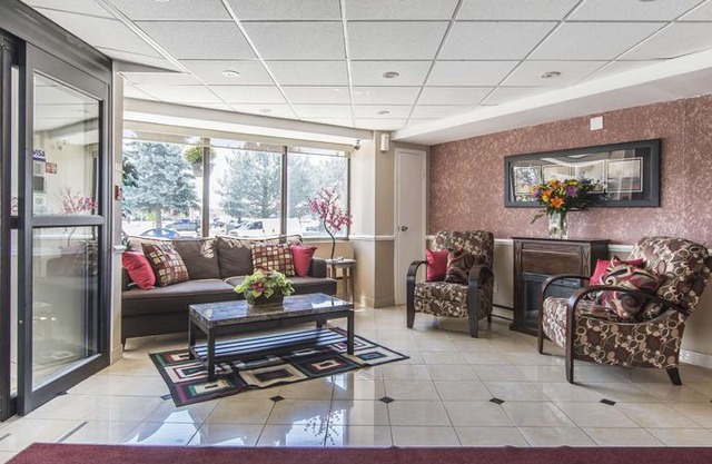 Econo Lodge Orillia
