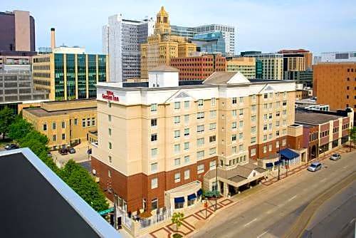 Hilton Garden Inn Rochester Downtown