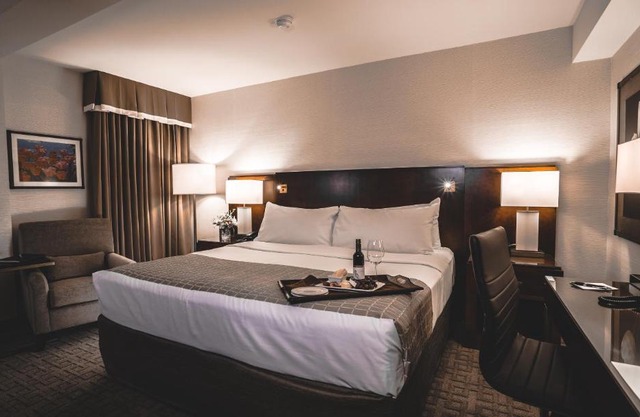 Lord Elgin Hotel 