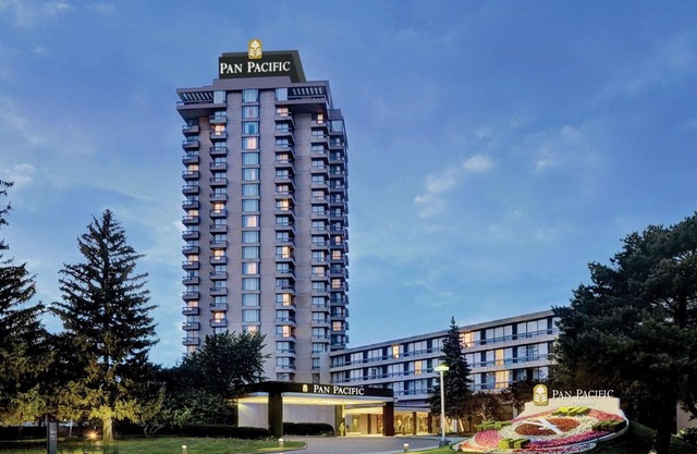 Pan Pacific Toronto