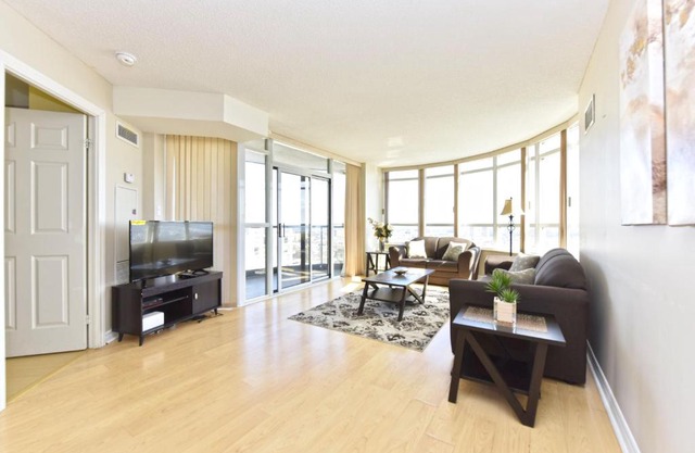 Sarkar Suites - Mississauga DownTown