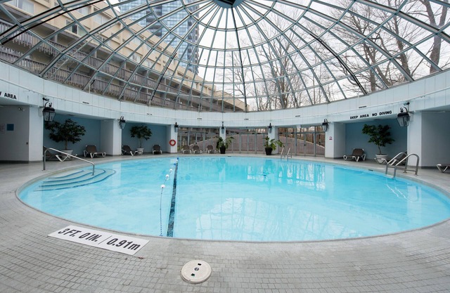 Toronto Don Valley Hotel and Suites