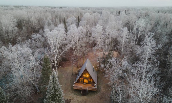 Emily Cabin | 102 m² Cabin ∙ 1 bedroom ∙ 3 guests