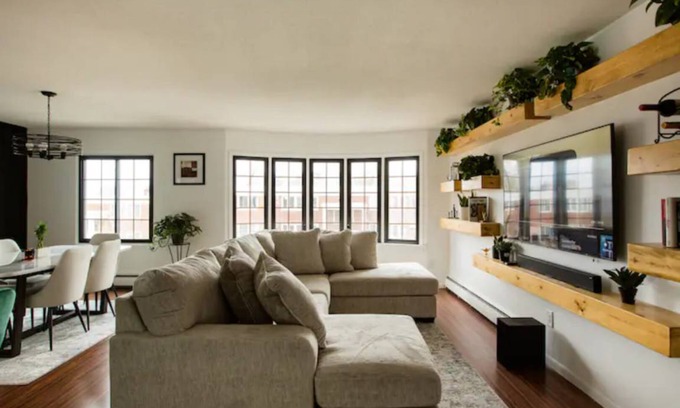 Triangle Apartment | 104 m² Apartment ∙ 2 bedrooms ∙ 4 guests