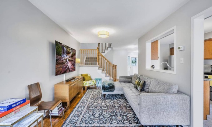 Whitby House | 139 m² House ∙ 3 bedrooms ∙ 5 guests