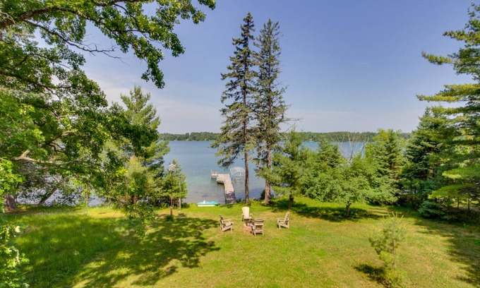 Akeley House | 183 m² House ∙ 2 bedrooms ∙ 10 guests