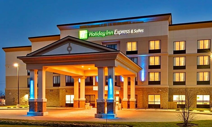 Brockville Hotel | 2-Star Hotel ∙ Holiday Inn Express Hotel & Suites Brockville, an IHG Hotel