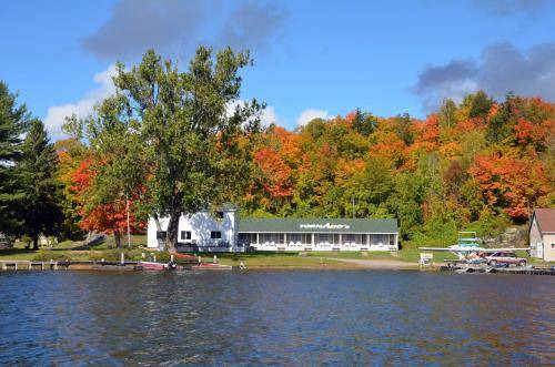 Unorganized Centre Parry Sound Hotel | 20 m² Motel ∙ 3 guests