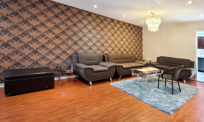 East Credit House | 20 Minutes from Toronto Pearson Airport