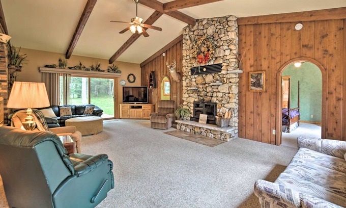 LaPorte House | 232 m² House ∙ 3 bedrooms ∙ 10 guests