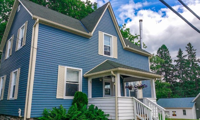 Haliburton Bed & Breakfast | 23Maple