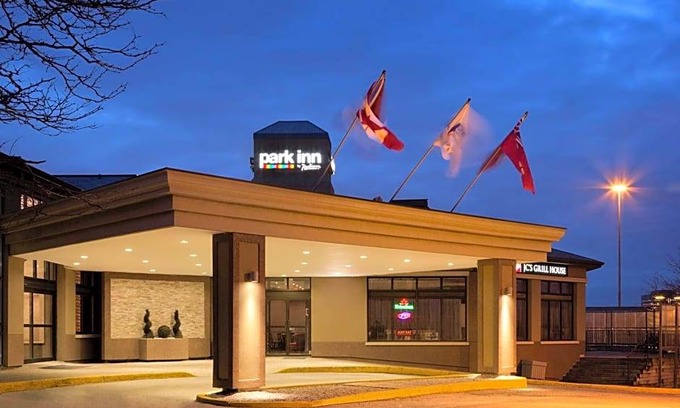 Markham Hotel | 3-Star Hotel ∙ Park Inn by Radisson Toronto-Markham