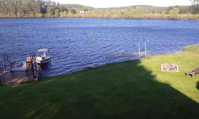 Renfrew County Bed & Breakfast | 46 m² Bed and breakfast ∙ 2 guests