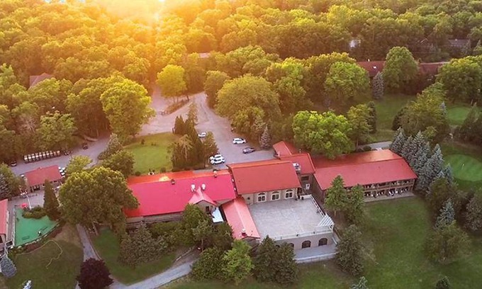Grand Bend Resort | 500 m² Resort ∙ 6 guests