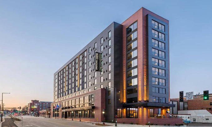 Downtown St. Paul Hotel | 61 m² Hotel ∙ 127 guests