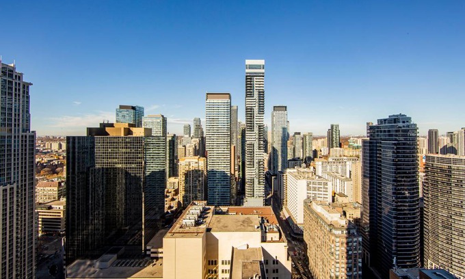 Bay Street Corridor Apartment | 71 m² Apartment ∙ 3 bedrooms ∙ 6 guests