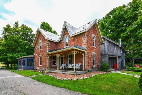 Mono Bed & Breakfast | 93 m² Bed and breakfast ∙ 2 guests