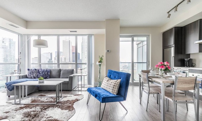 Toronto Entertainment District Apartment | Apartment ∙ 1 bedroom ∙ 4 guests