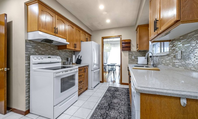Malton House | Beautiful Home With Parking & Fenced Yard!