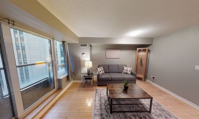 Toronto Entertainment District Apartment | Centrally Located Studio Condo in DT Toronto