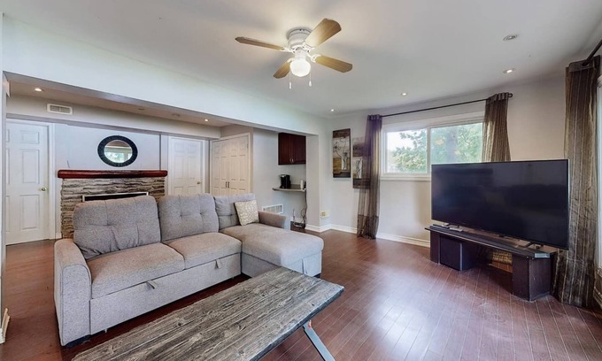 Kirkfield House | Charming Lakeside Cottage !