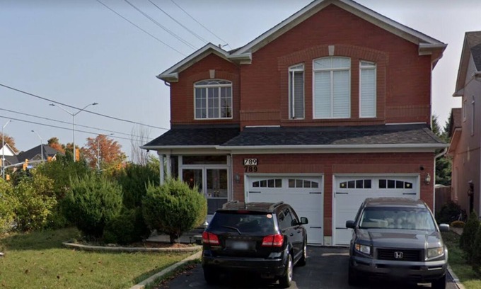 Meadowvale Village Apartment | Cozy 2-bedroom luxury suite near Toronto airport.