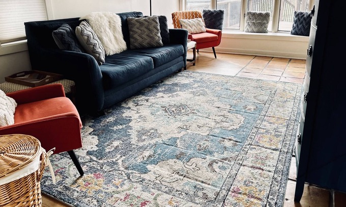 St. Louis County House | Eclectic Park Point Escape
